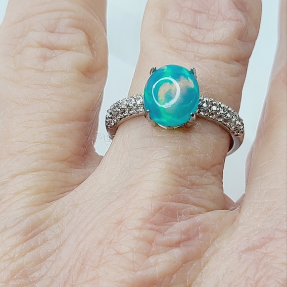 Elegant Silver Opal Ring with Crystal Accents - Picture 9 of 12